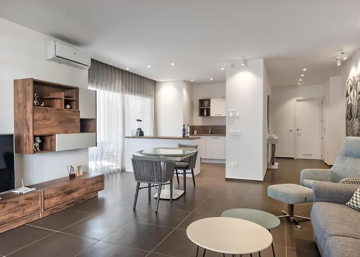 Feriehus Ancor 2-4 Pool View 2b *