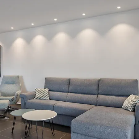 Ancor 2-4 Pool View 2b بيت للعطل